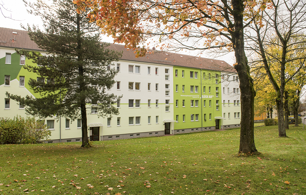 Wohnungsbaugenossenschaft "Glück Auf" Oederan eG - Spielplatz in der Heinestraße Wohnungsbaugenossenschaft "Glück Auf" Oederan eG - wir vermieten Wohnungen in einem grünen Wohngebiet